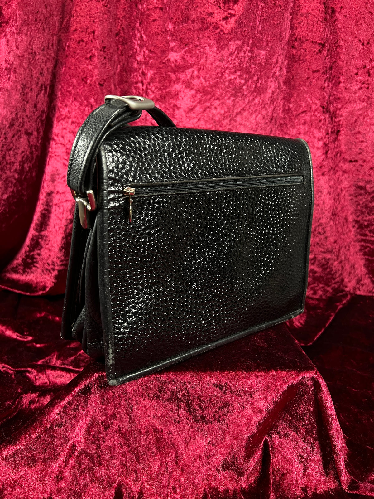 Vintage Y2K Black Leather Shoulder Bag - Reptile Embossed Patchwork Purse