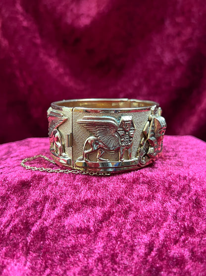 Vintage Jewelry - Chunky Cuff Bracelet - Gold Tone - Egyptian Revival - Whiting & Davis Co.