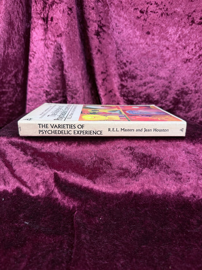 Vintage Paperback Book – The Varieties of Psychedelic Experience REL Masters