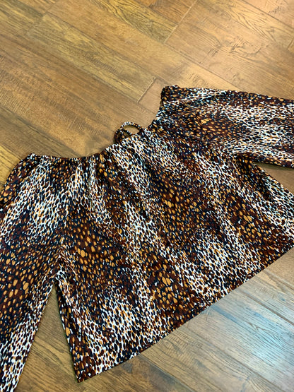 Retro 1970s Tomorrow's Dream Off Shoulder Bell Sleeve Blouse - Abstract Cheetah Print - Medium