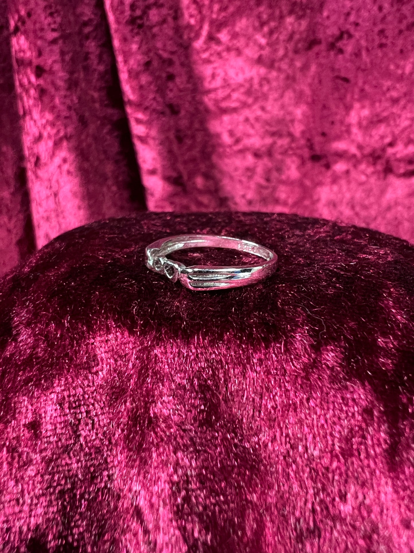 Vintage Sterling Silver LOVE Ring - Heart and Arrow Simple Band - Size 5.25