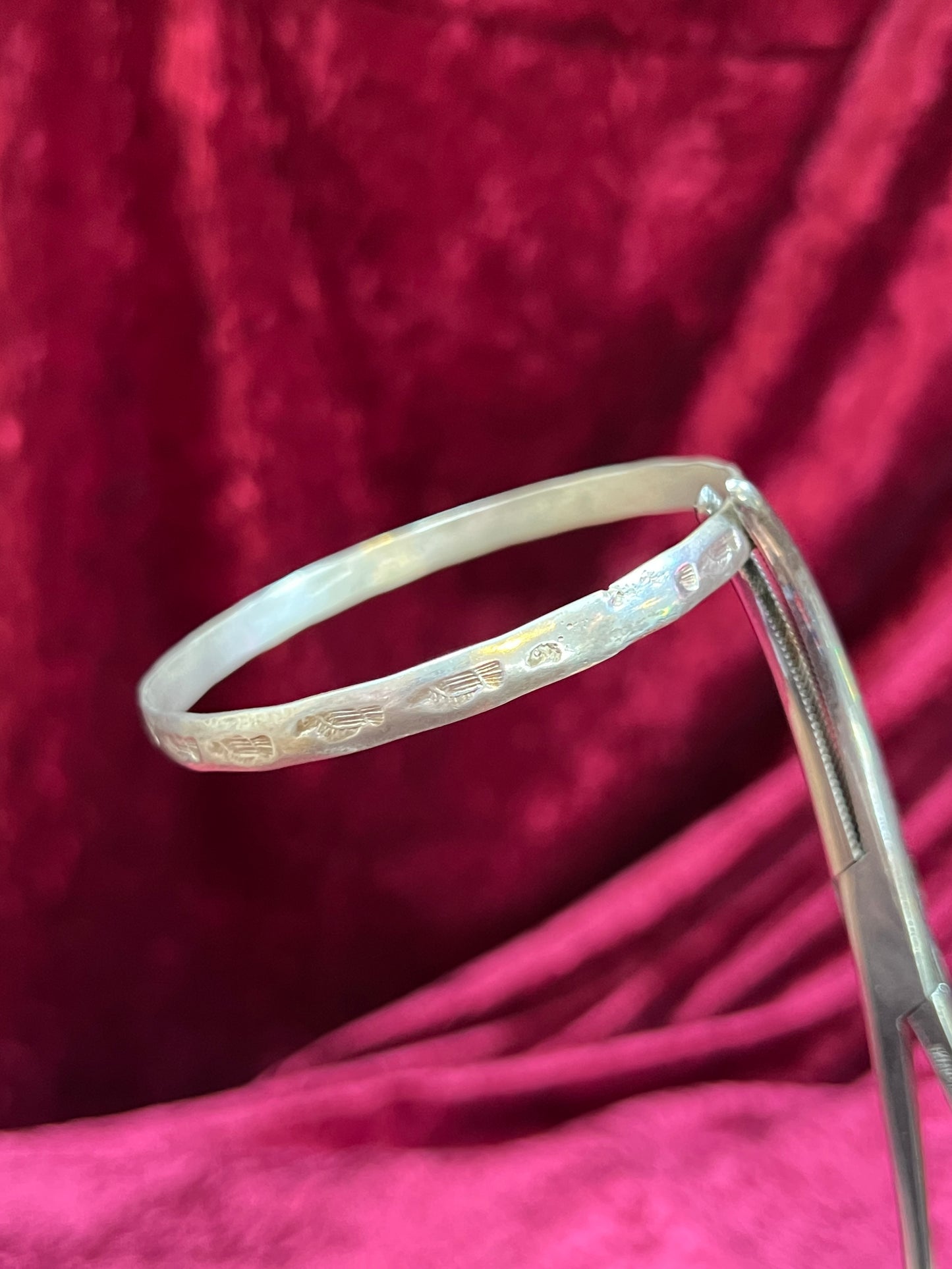 Vintage Jewelry - Bangle Bracelet - 925 Sterling Silver - Stamped Eagles - Mexico