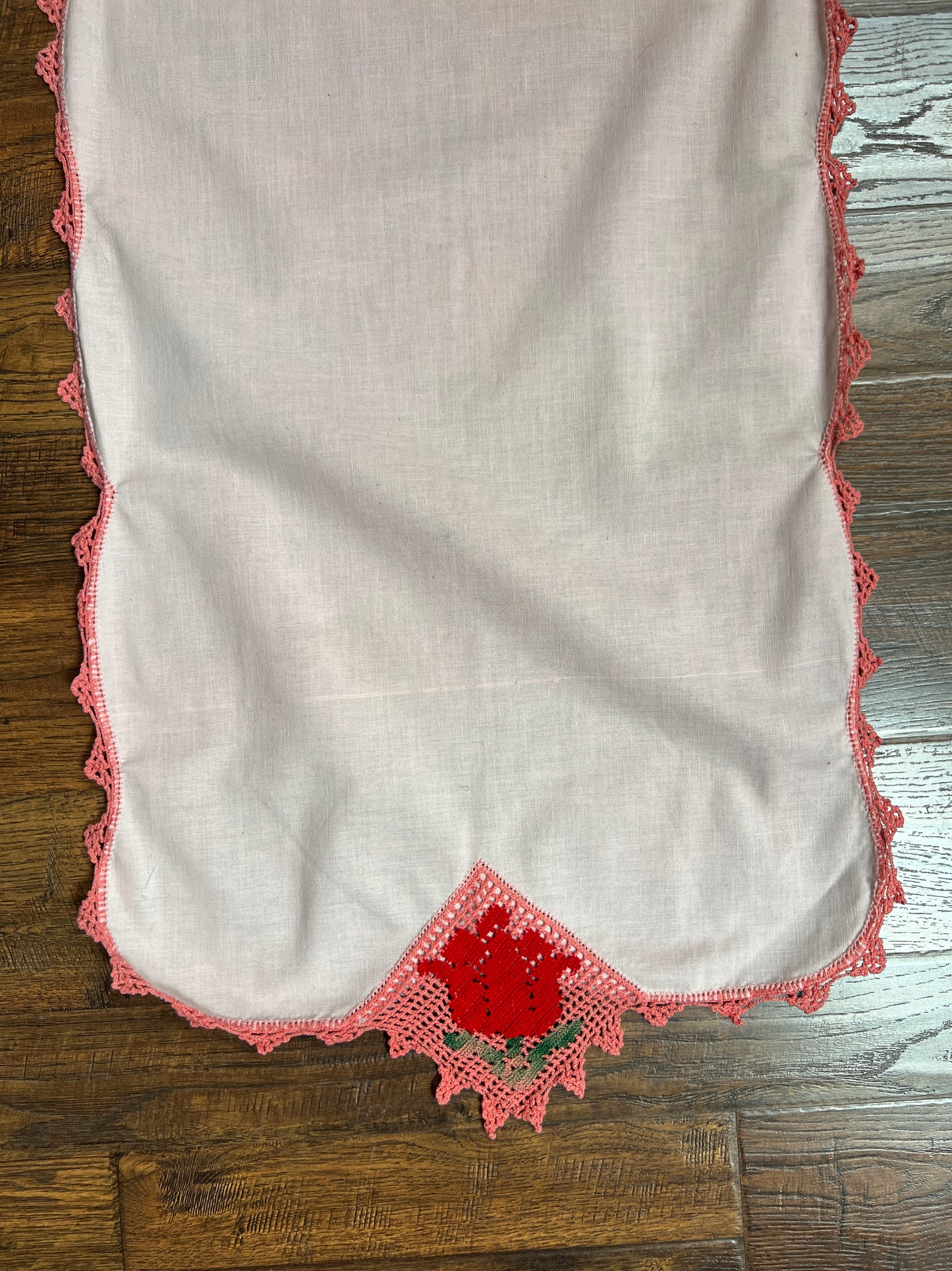 Vintage Linens - Table Runner with Lace Trim - Pink with Red Rose