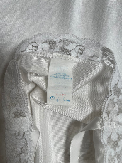 Vintage Clothing - Below Knee Dress Slip - White - Floral Lace Trim - Rosette Bow - Large - Perfectform