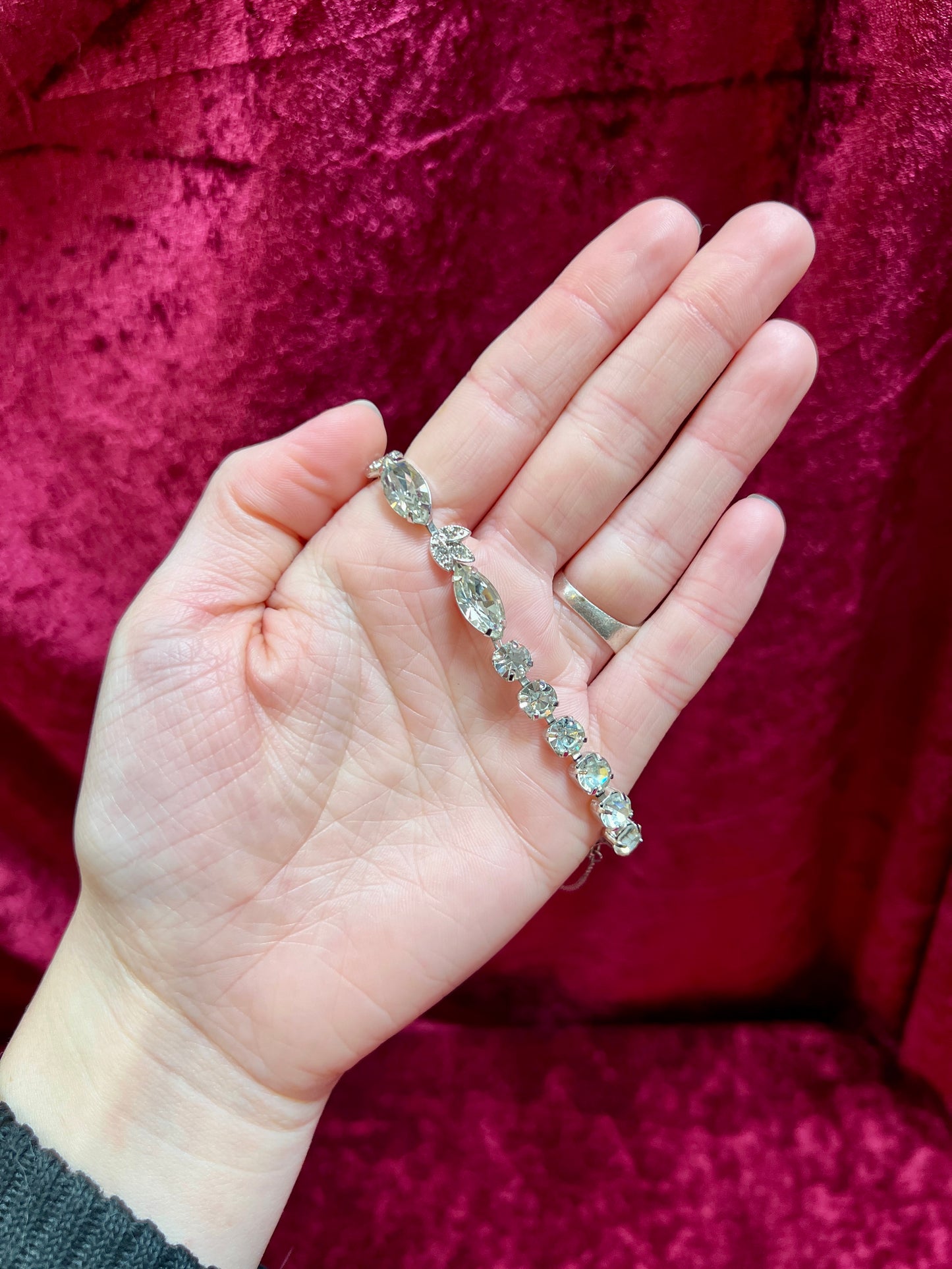 Vintage Jewelry - Tennis Bracelet - Marquise / Round Cut Rhinestones - Eisenberg Ice - 7.25"