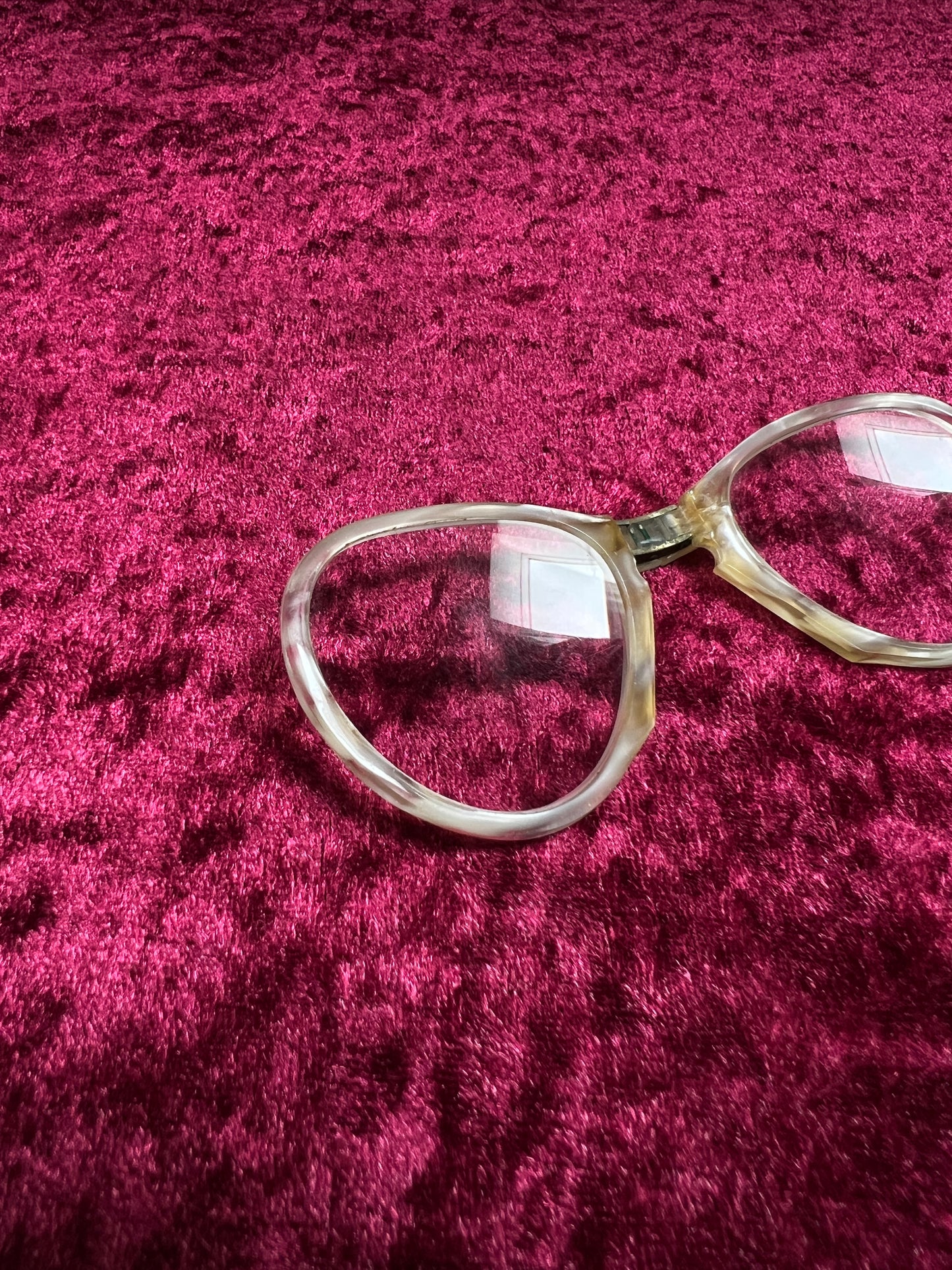 Vintage Celluloid Folding Reading Glasses – Compact Pocket Spectacles with Case