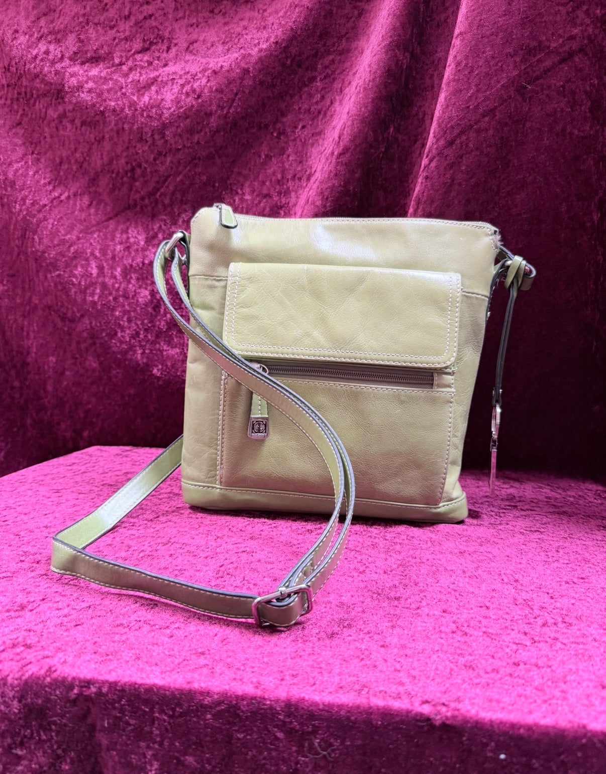 Vintage Y2K Giani Bernini Leather Crossbody Bag – Lime Green Multi-Pocket Organizer