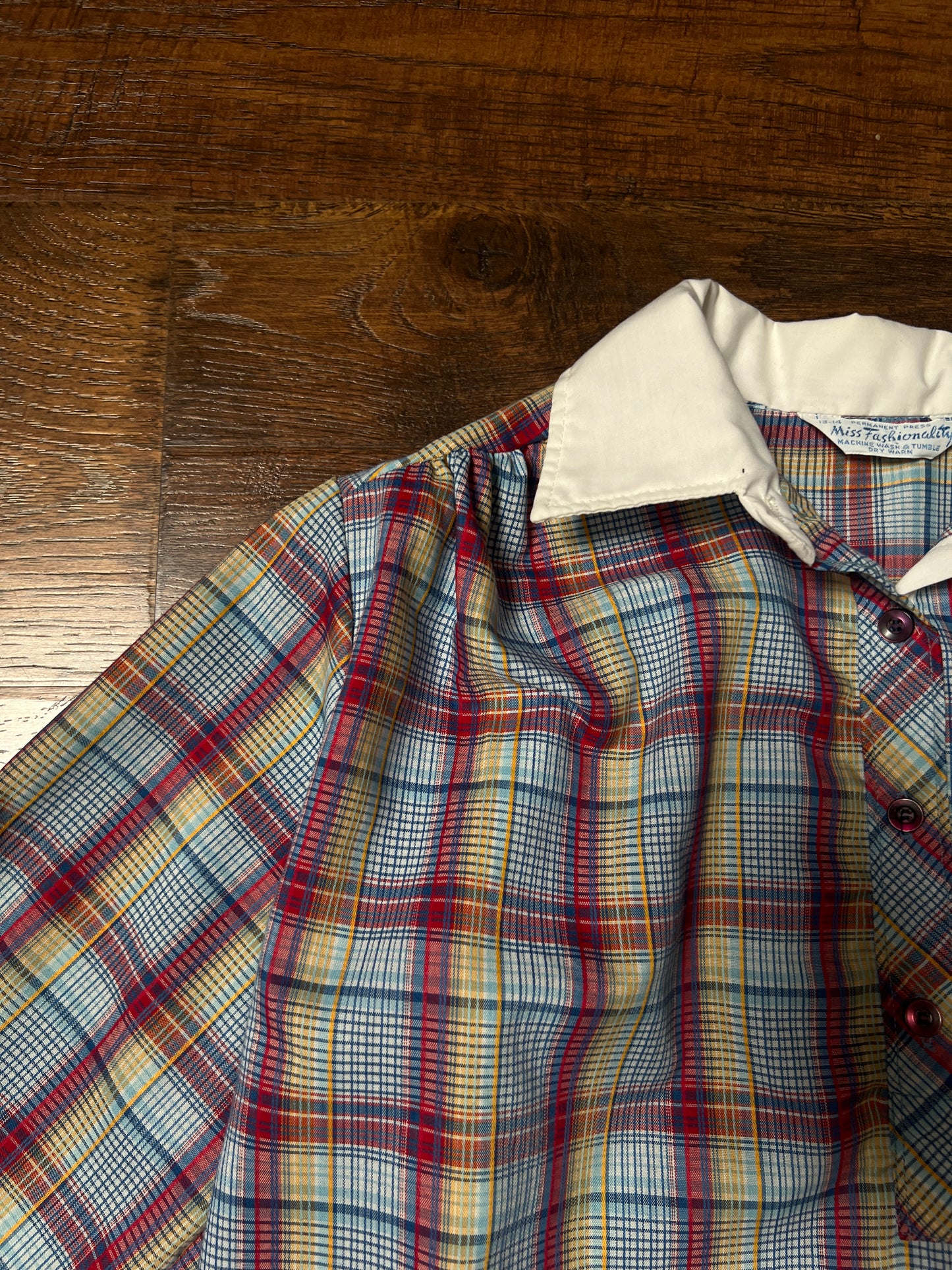 Vintage Miss Fashionability Plaid Blouse – Contrast White Collar Preppy Style – Medium