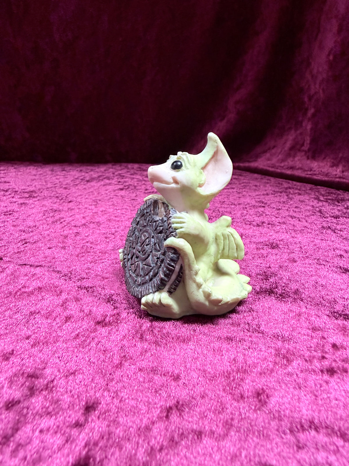 Vintage 1994 Pocket Dragons “My Big Cookie” Figurine – Real Musgrave Dragon Collectible