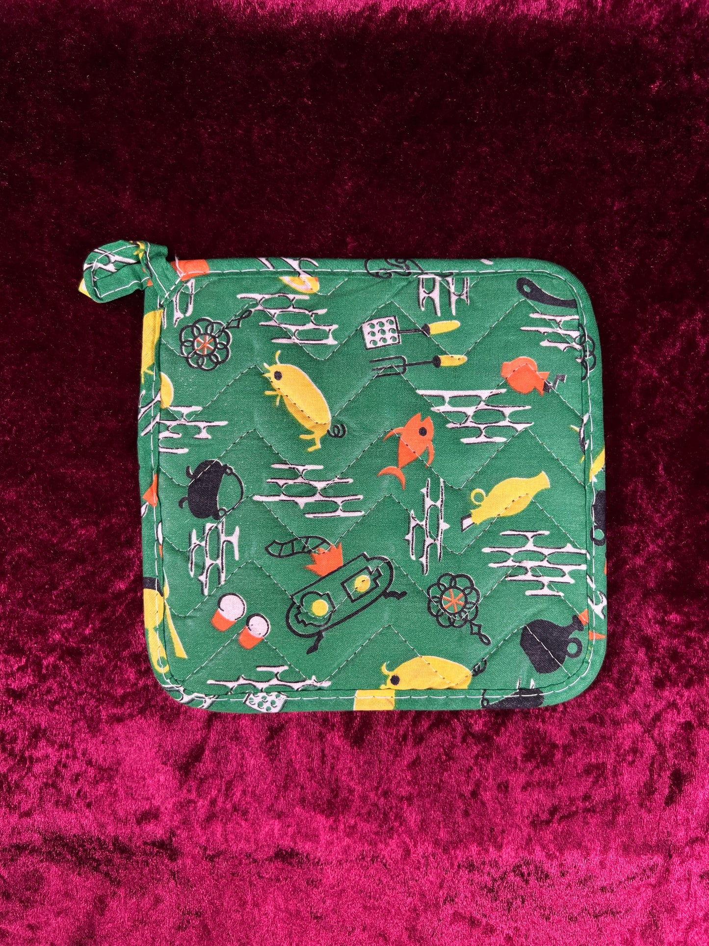 Vintage Cotton Pot Holder Set - Mid Century Barbecue Print in Green