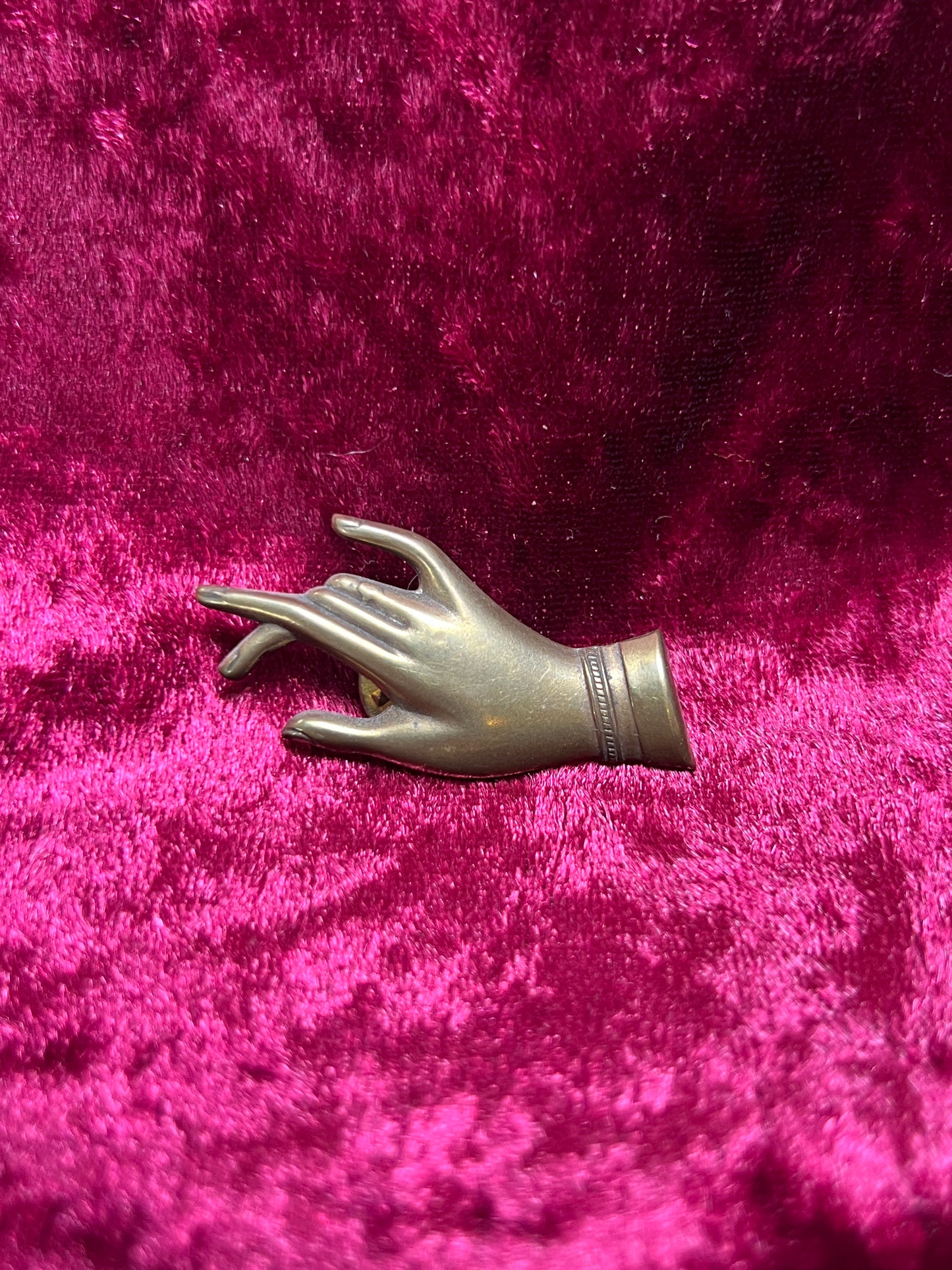 Vintage Jewelry - Brooch / Pin - Brass - Antique Style Elegant Hand