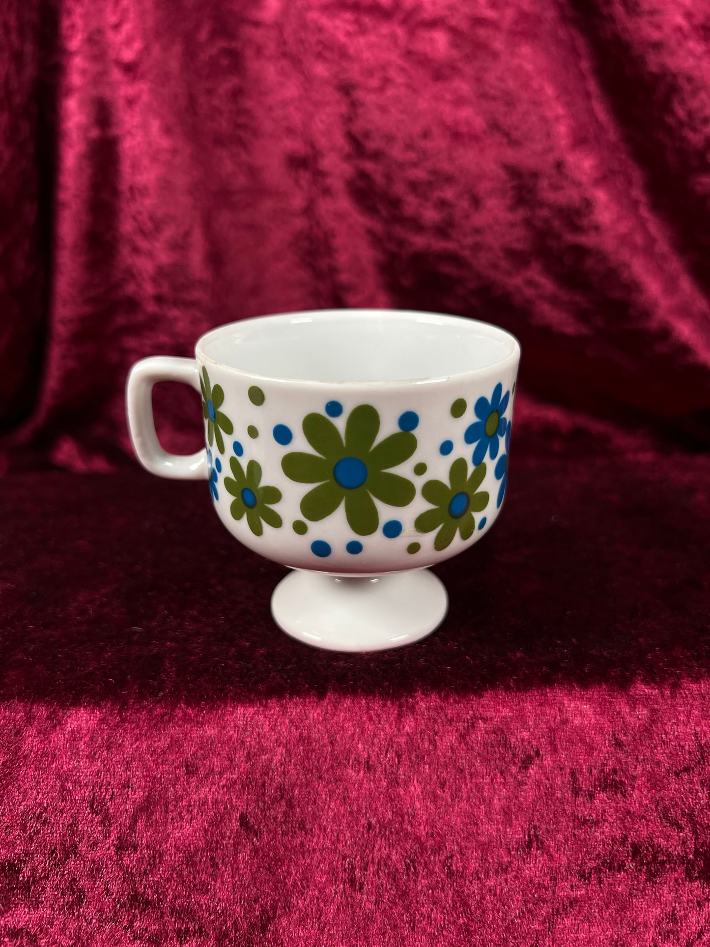 Vintage 1970s Pedestal Mug & Saucer Mismatched Set - Groovy Blue Green Daisies