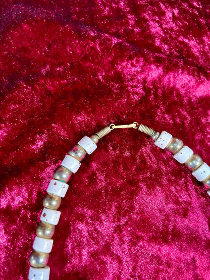 Vintage Jewelry - Chunky Costume Necklace - Faux Pebbled Rocks - 16"