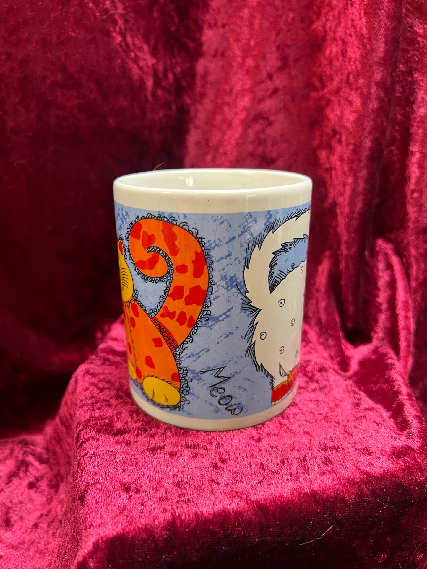 Vintage Mug - Novelty Coffee Cup - Funky 90s Cartoon Cats - Orange and White - Allied Design