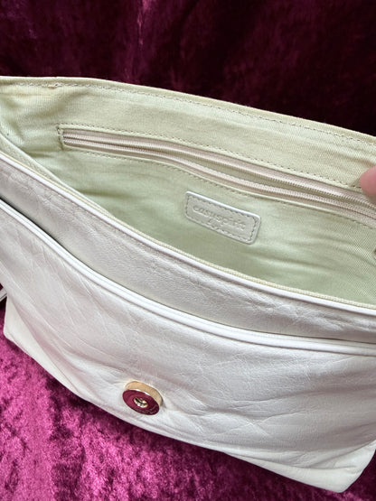 Vintage Y2K Leather Easy Spirit Crossbody Bag – Soft Ivory Organizer Style