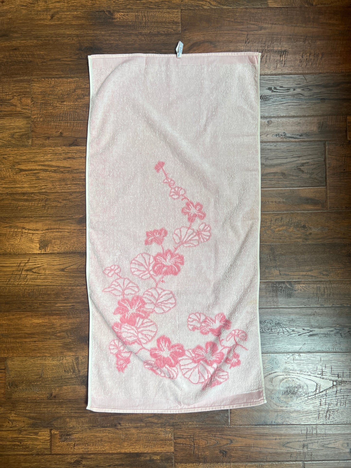 Vintage Linens - Terry Cloth Hand Towel Set - Vining Morning Glory Flowers - Baby Pink - 100% Cotton
