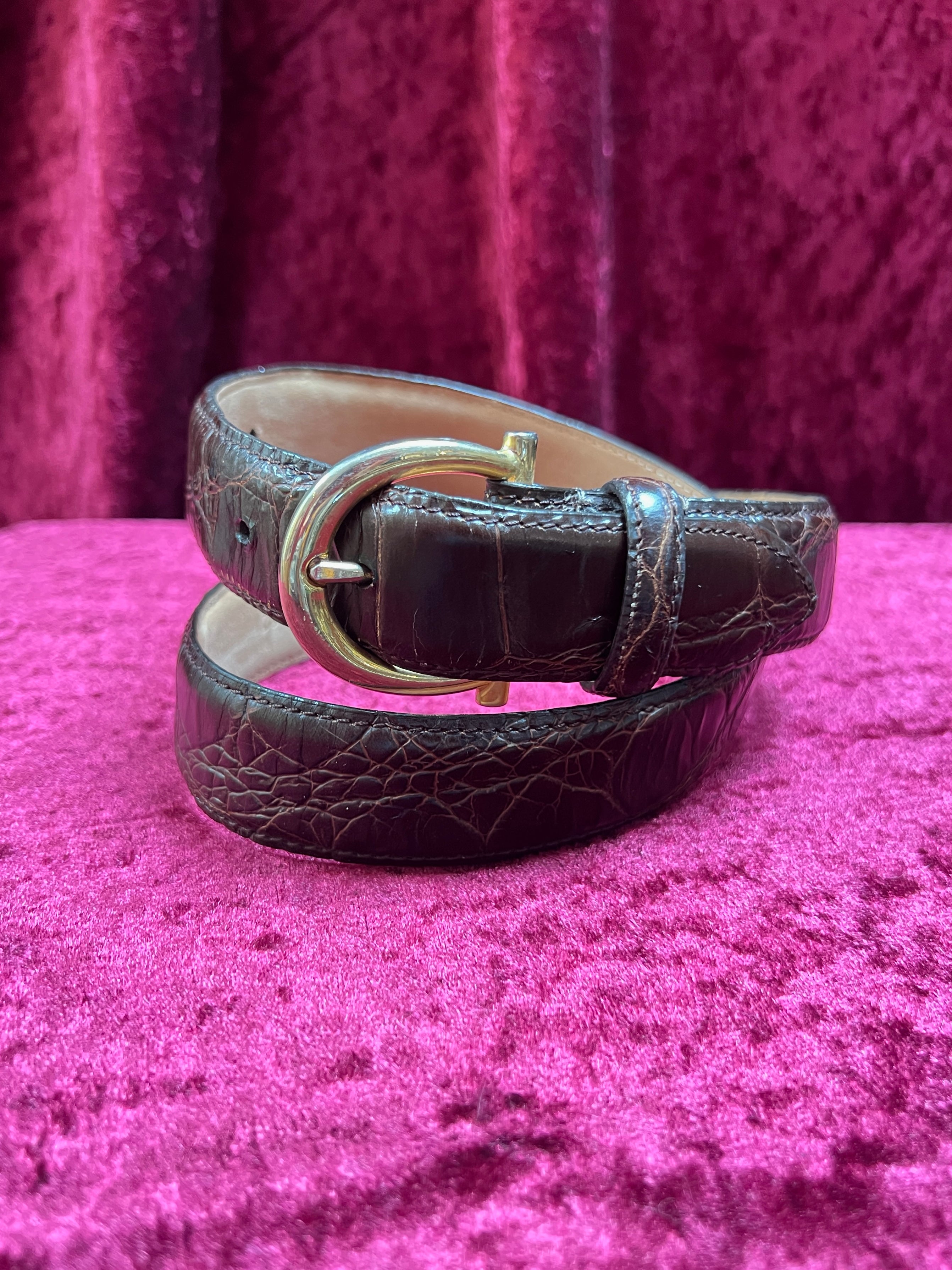 Shop The Online Antique Mall | The Cat Vintage