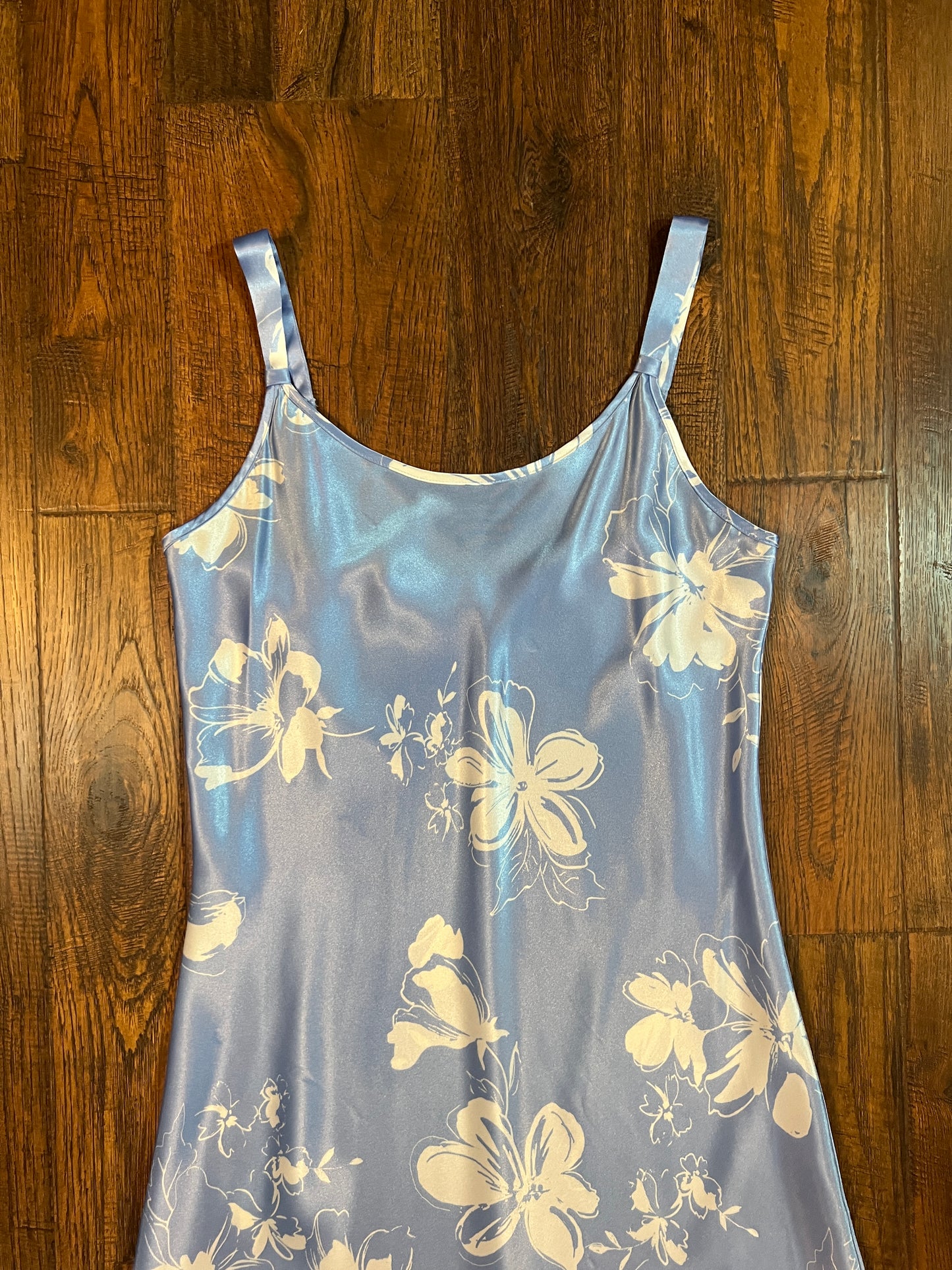 Vintage Clothing - Full Length Satin Nightgown - Baby Blue with White Floral Pattern - Medium