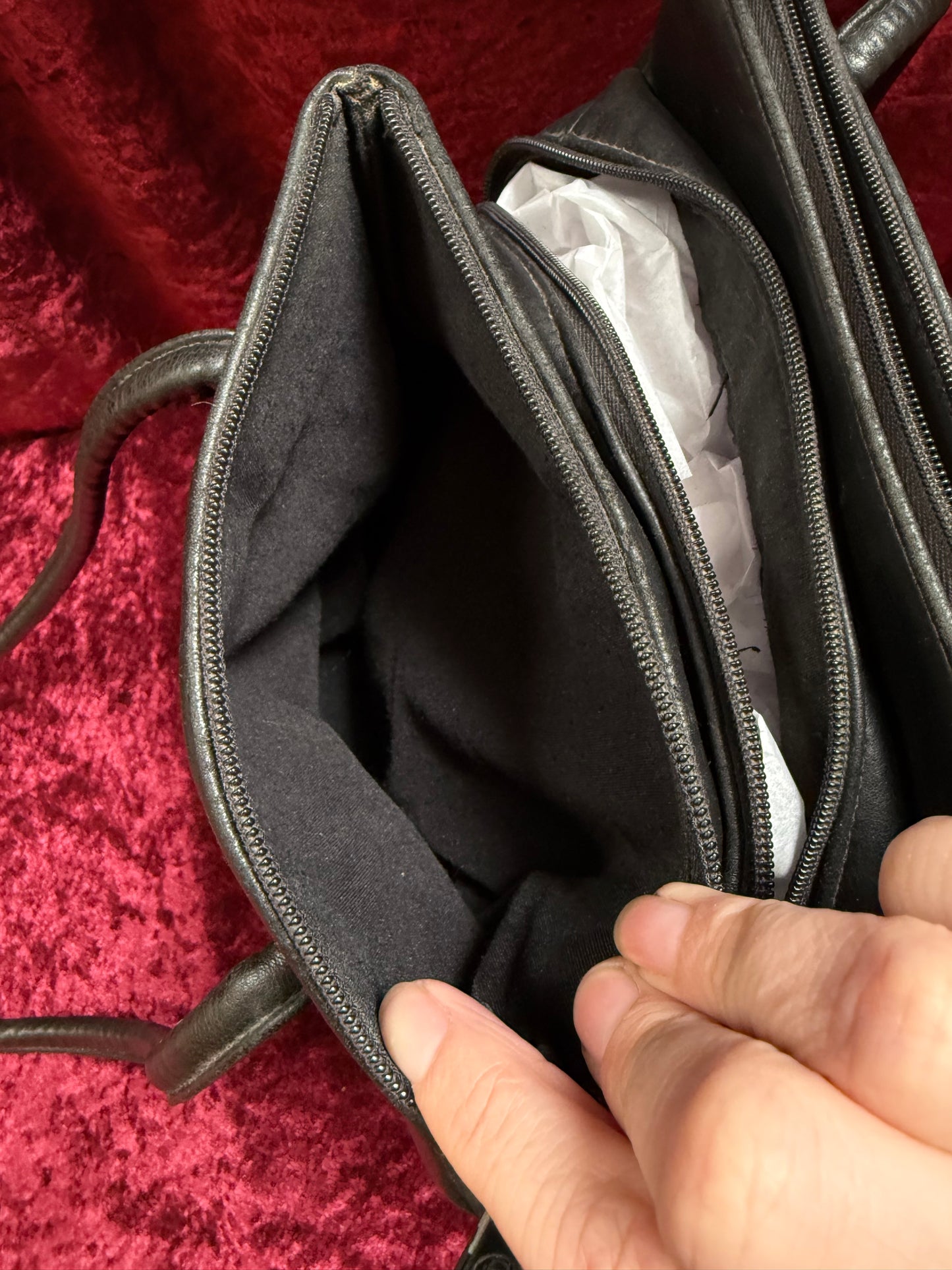 Vintage Accessories - Black Faux Leather Shoulder Bag with Gold Details