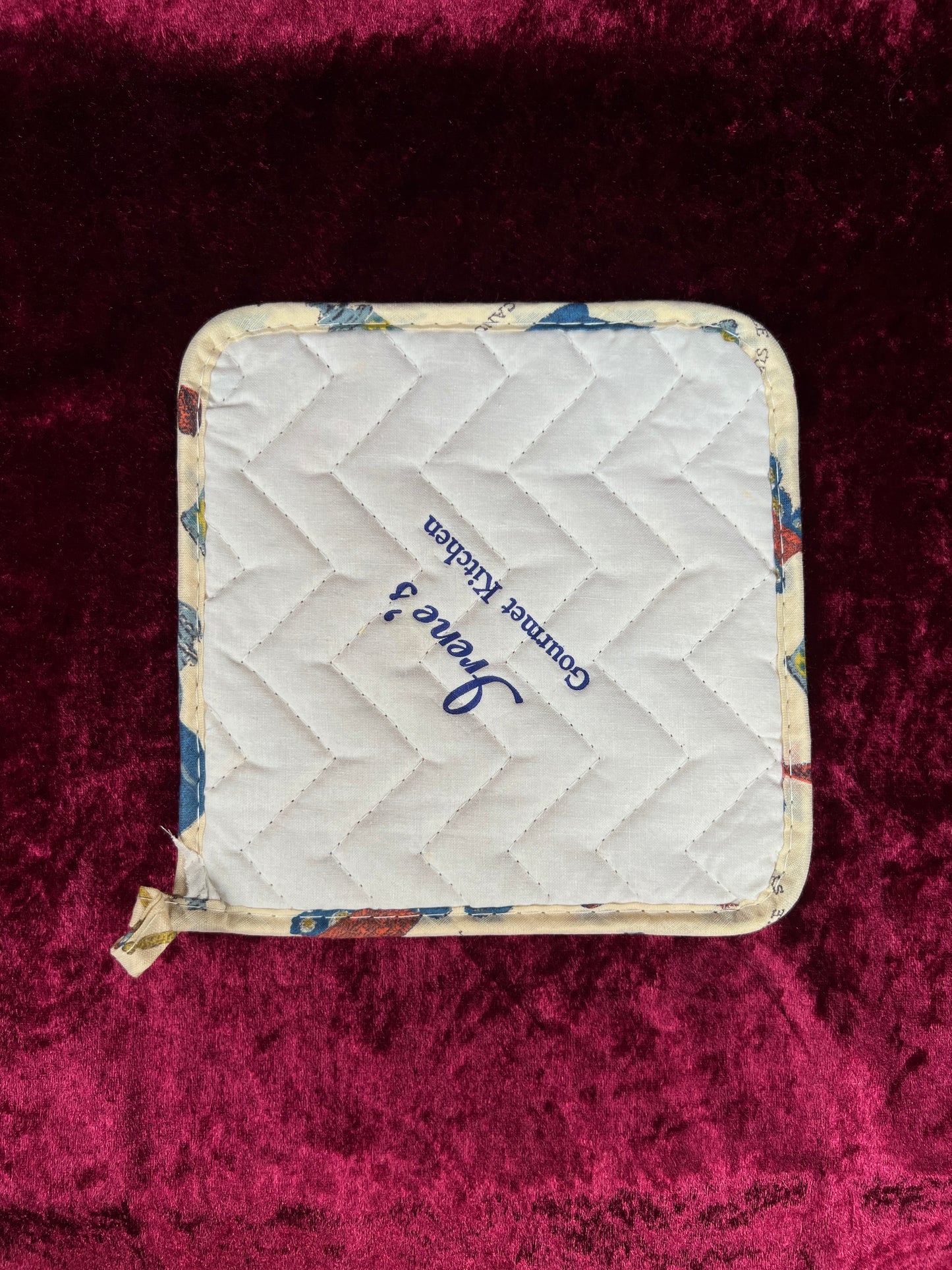 Vintage Cotton Pot Holder Set - Mid Century Blueberry Breakfast Print in Cream