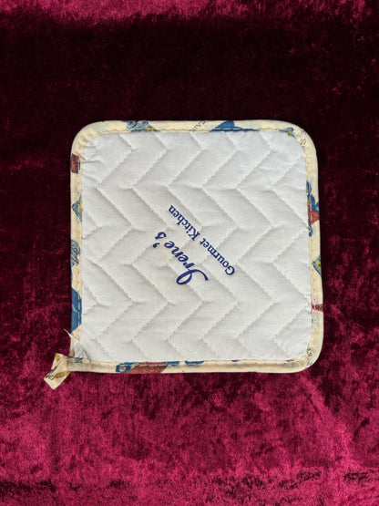 Vintage Cotton Pot Holder Set - Mid Century Blueberry Breakfast Print in Cream