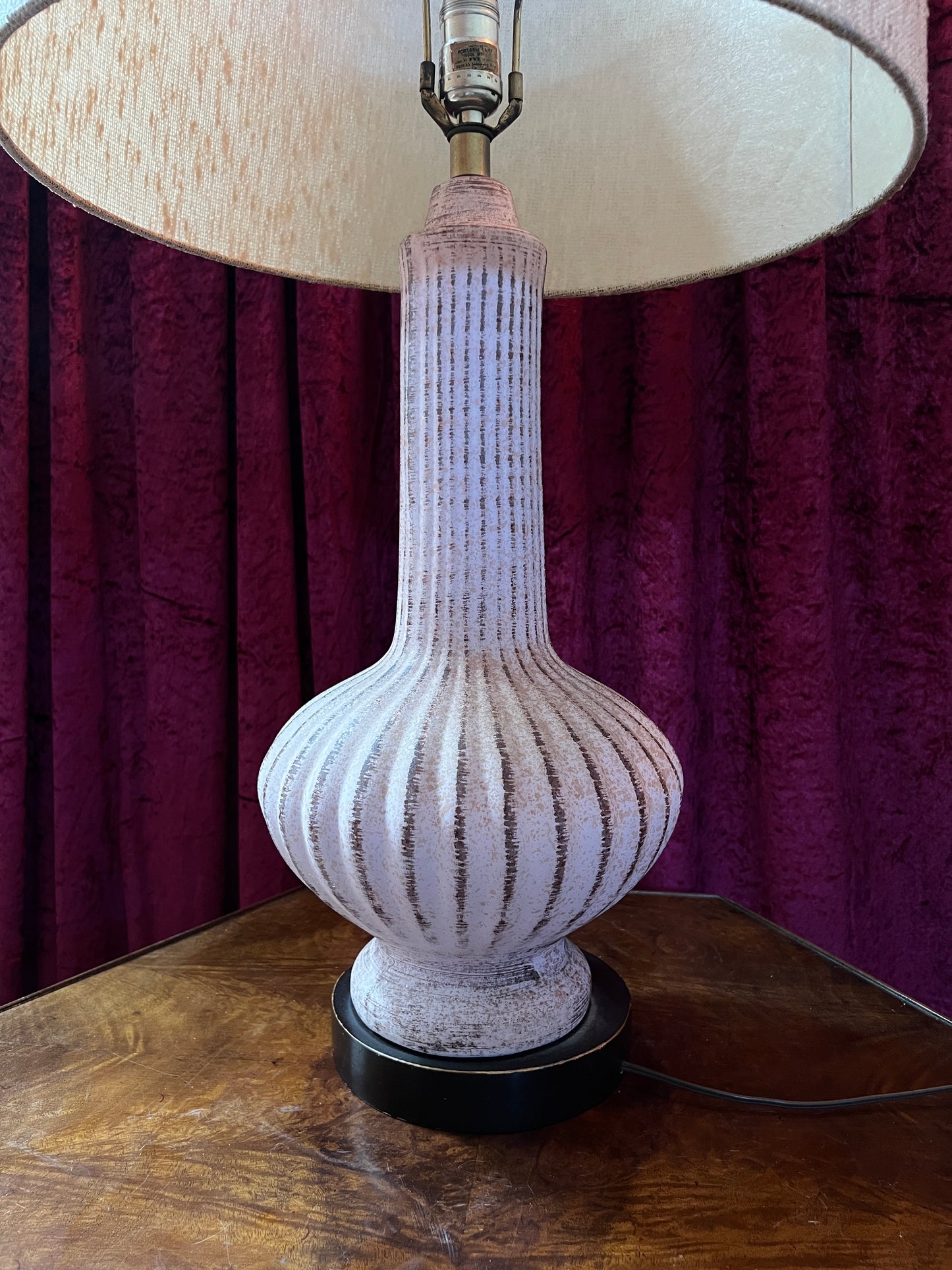 Vintage Ceramic Table Lamp - Pink Ribbed Urn Base Mid Century Modern