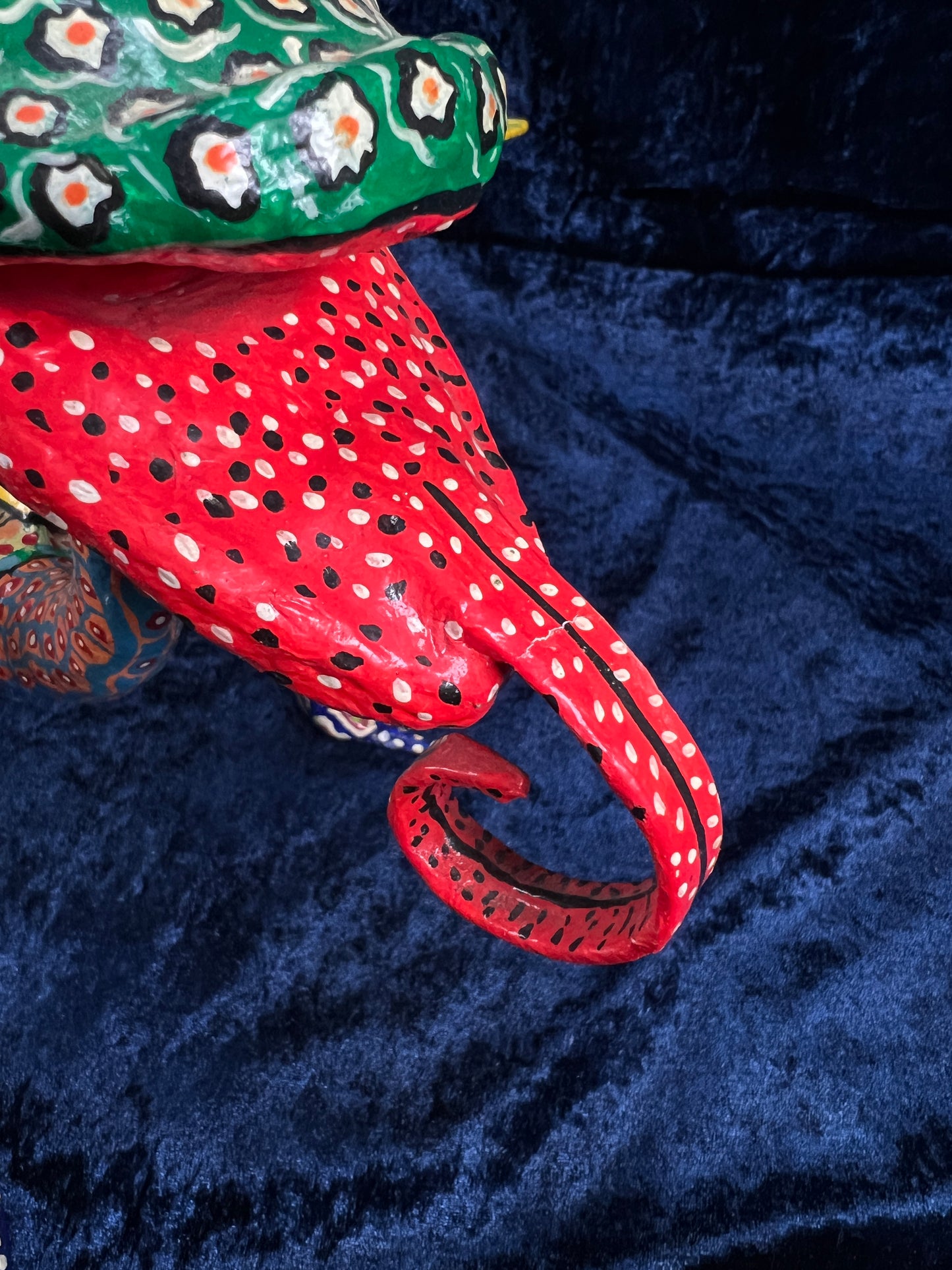 Vintage Paper Mache Alebrije Sculpture – Fantastical Winged Lizard Folk Art