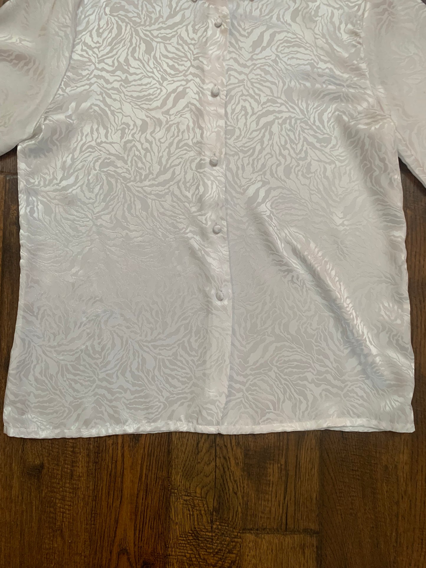 Vintage Clothing - Button Up Blouse - Silver & White Jacquard Tiger Stripes - Worthington - Medium