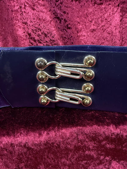 Vintage Accessories - Wide Band Stretch Waist Belt - Royal Purple with Front Hook Closure - Small / Medium