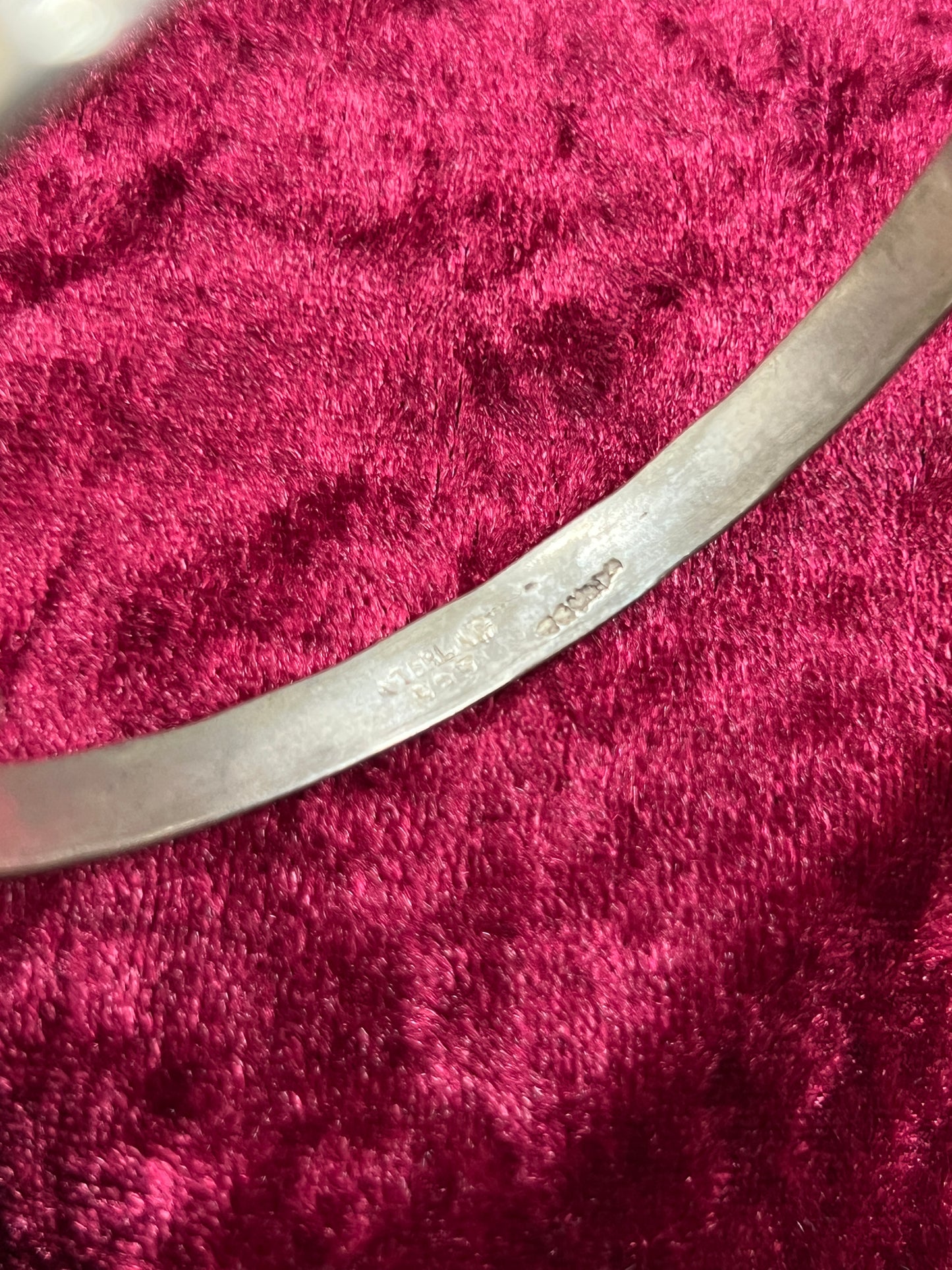 Vintage Jewelry - Bangle Bracelet - 925 Sterling Silver - Stamped Eagles - Mexico