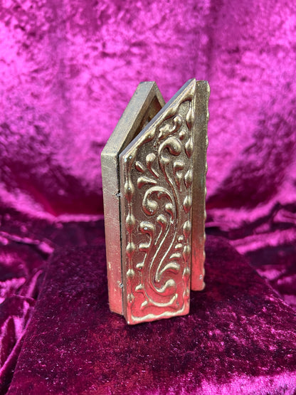 Vintage Religio - Gilt Wood Triptych - Florentine Madonna and Child - Made In Italy