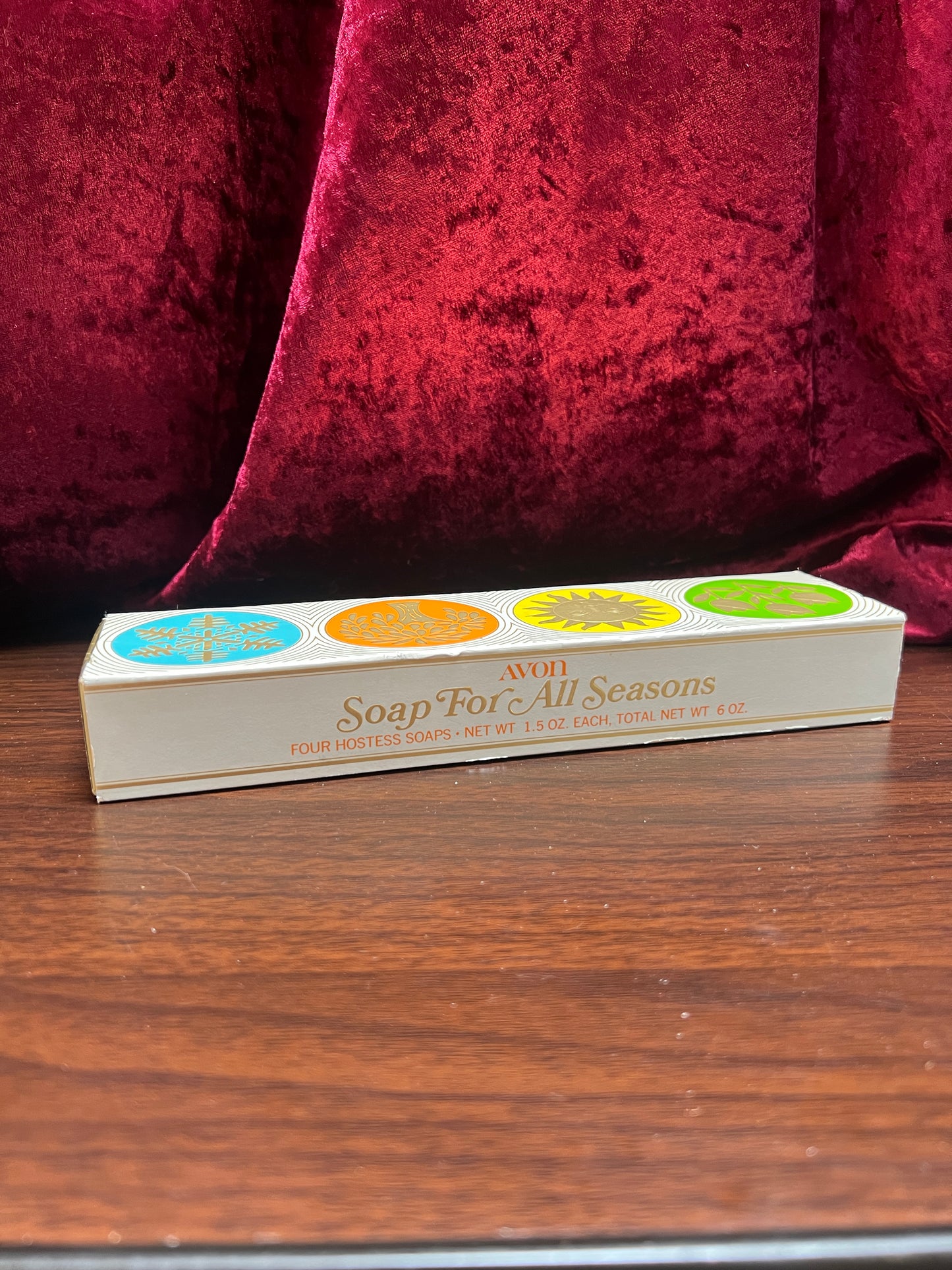 Vintage Bathroom - Soap For All Seasons Hostess Set - Avon