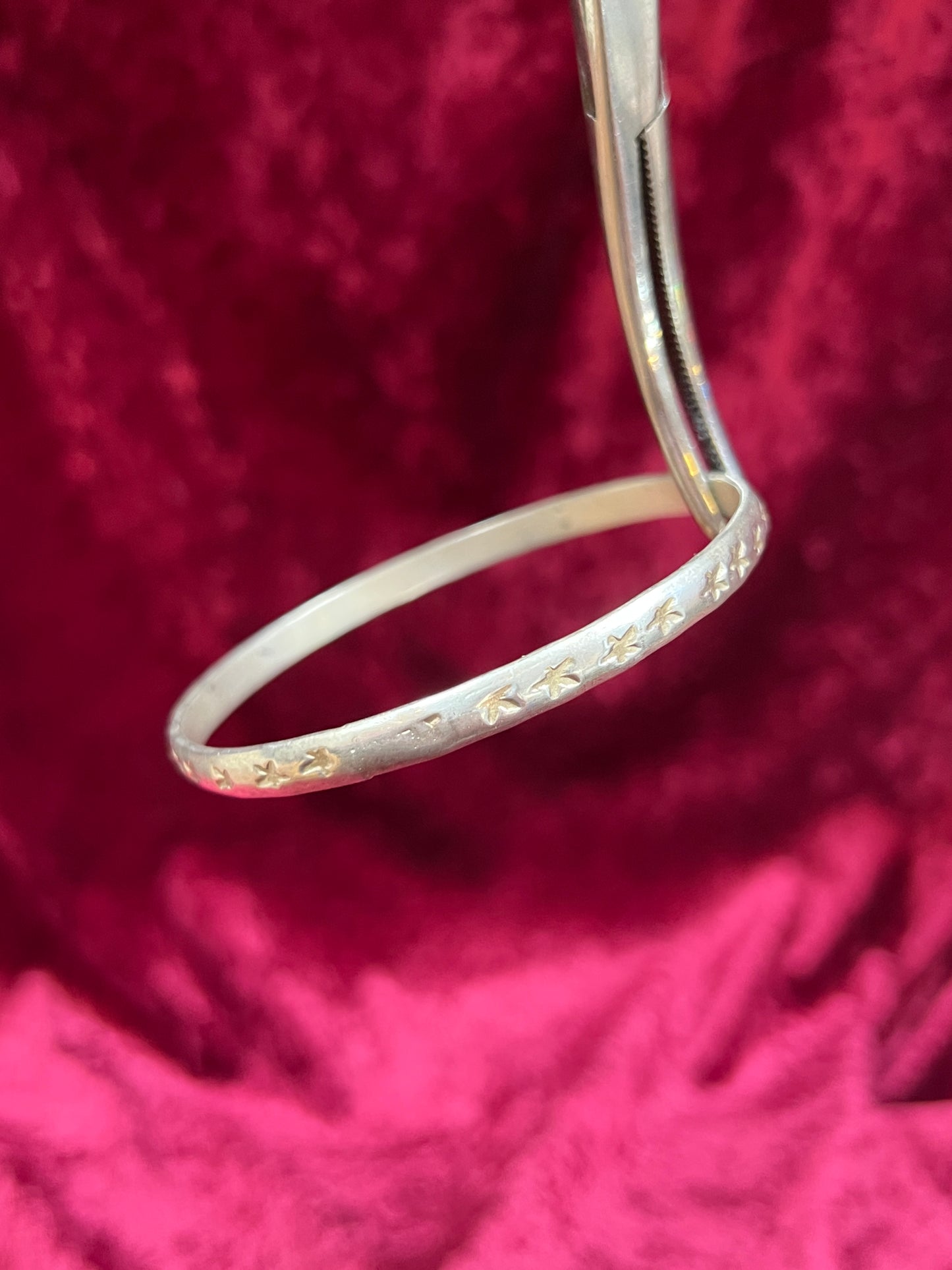 Vintage Jewelry - Bangle Bracelet - 925 Sterling Silver - Stamped Stars