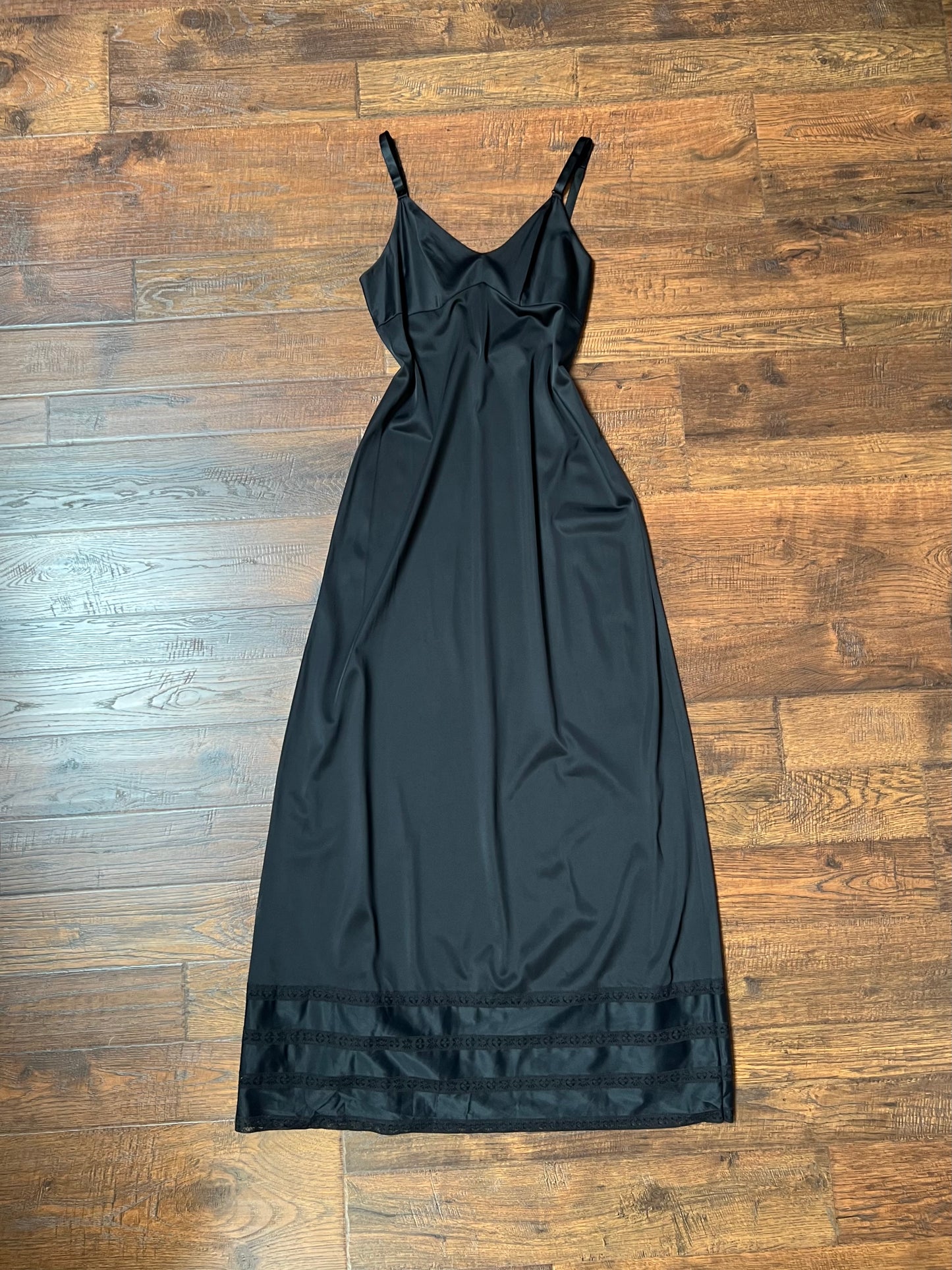 Vintage Clothing - Semi-Sheer Long Dress Slip - Black with Tiered Lace Trim - Gossard Artemis - Small