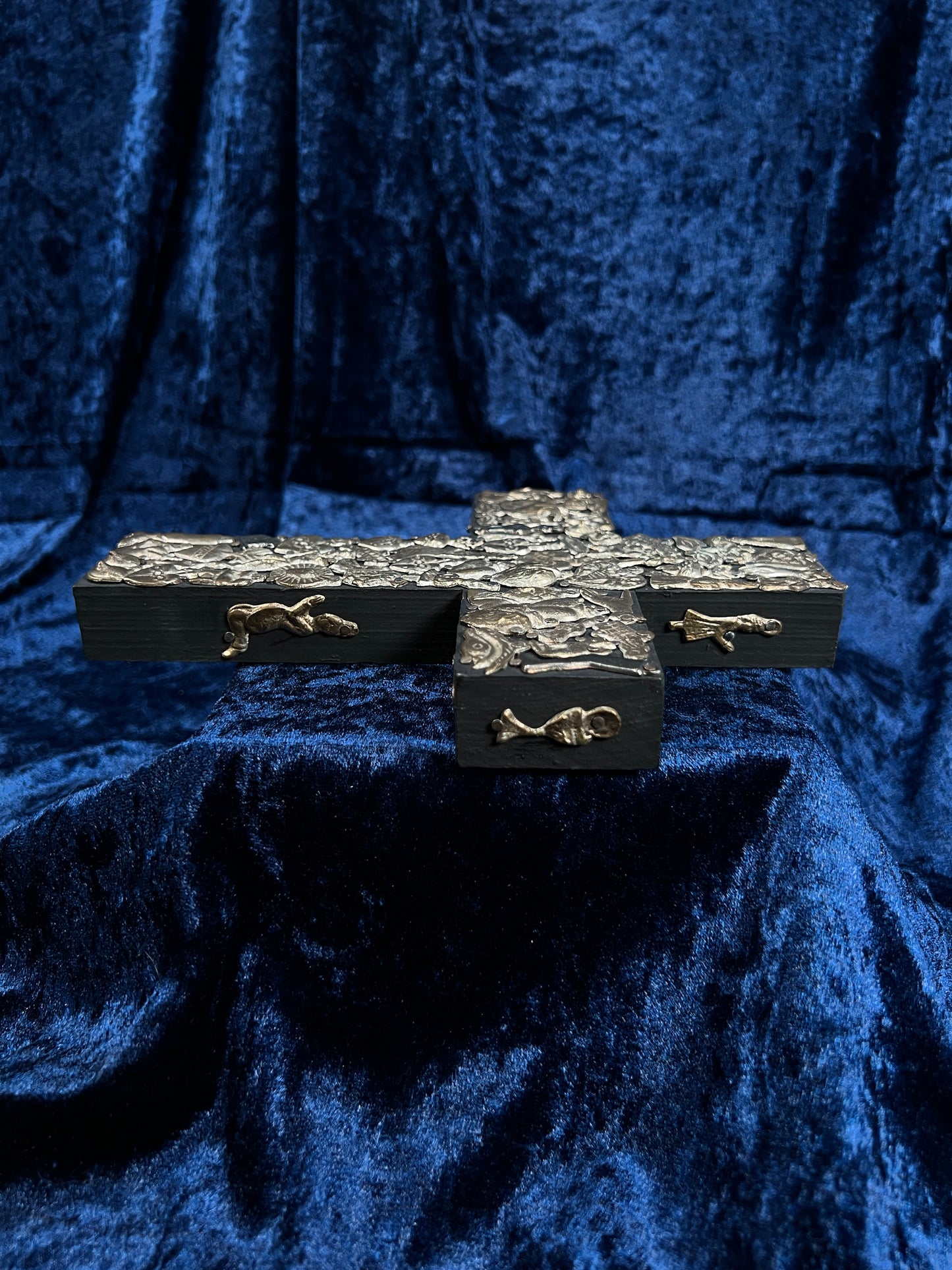 Vintage Wall Hanging Crucifix Cross – Milagro Silver Sacred Heart Folk Art Collage