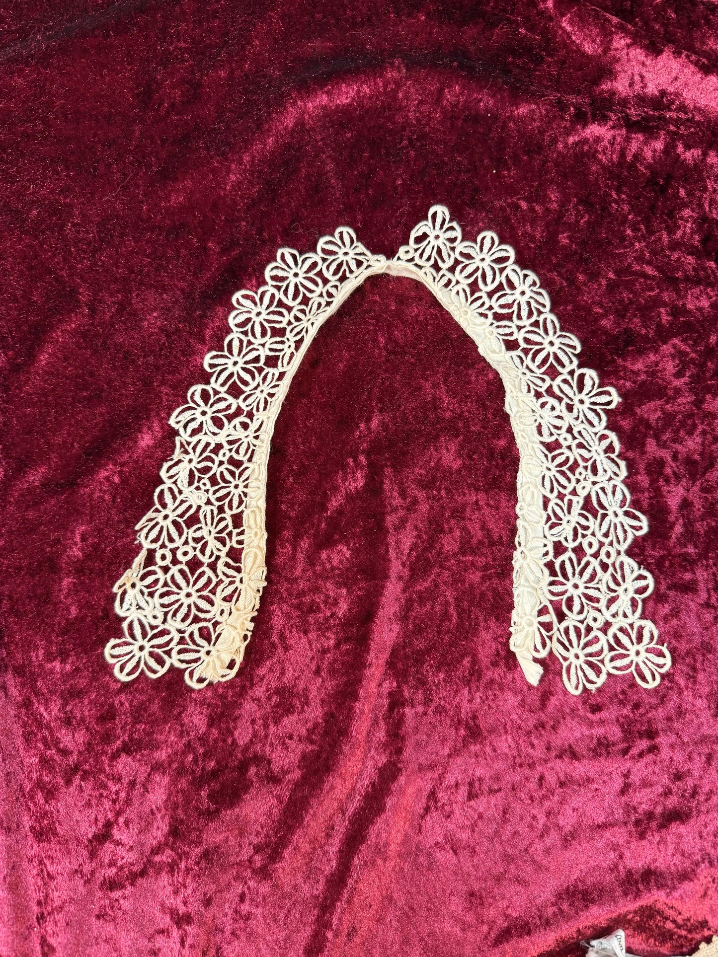 Vintage Lace Collar Set – Floral Openwork Detachable Trim