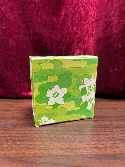 Vintage Makeup - Lemon Velvet Beauty Dust - Avon - New Open Box