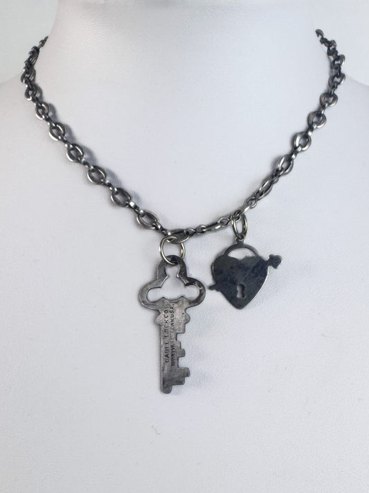 Vintage Necklace - Key and Heart Shaped Lock -  Collar Length 16" Chain