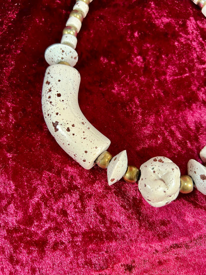 Vintage Jewelry - Chunky Costume Necklace - Faux Pebbled Rocks - 16"