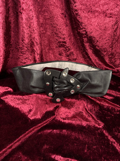 Vintage 1980s Black Leather Belt – Rhinestone Studded Sculptural Buckle Statement