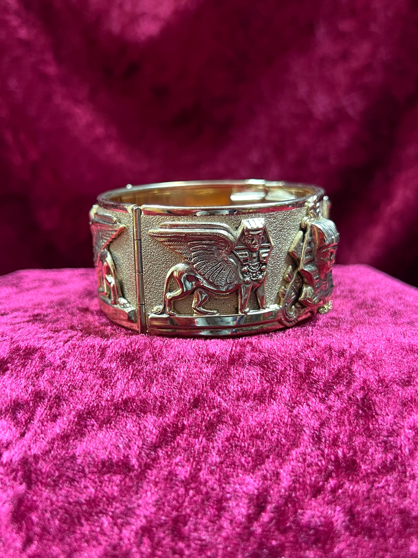 Vintage Jewelry - Chunky Cuff Bracelet - Gold Tone - Egyptian Revival - Whiting & Davis Co.