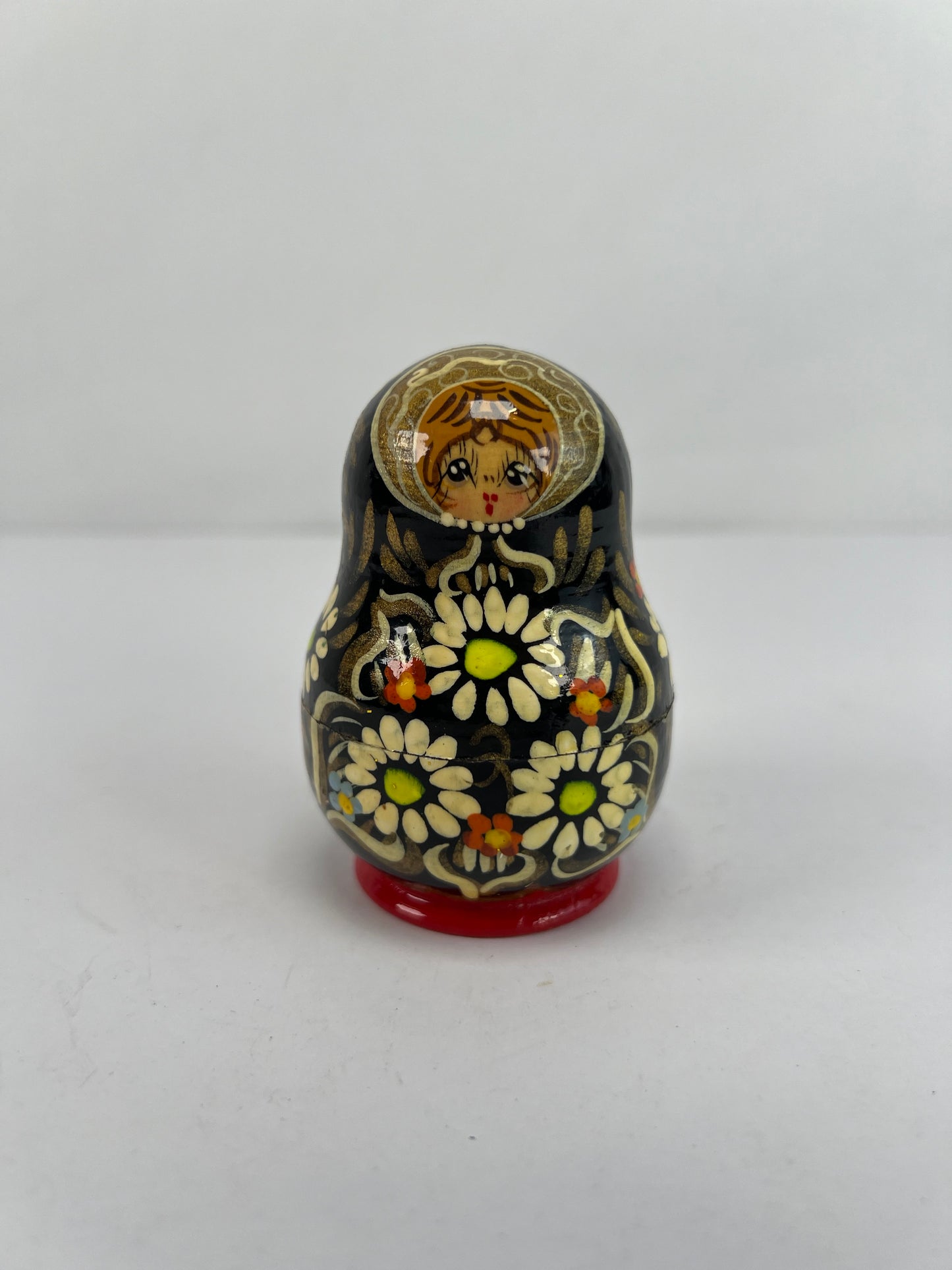 Vintage Trinkets - Russian Matryoshka Nesting Dolls - Black & Gold - Unsigned