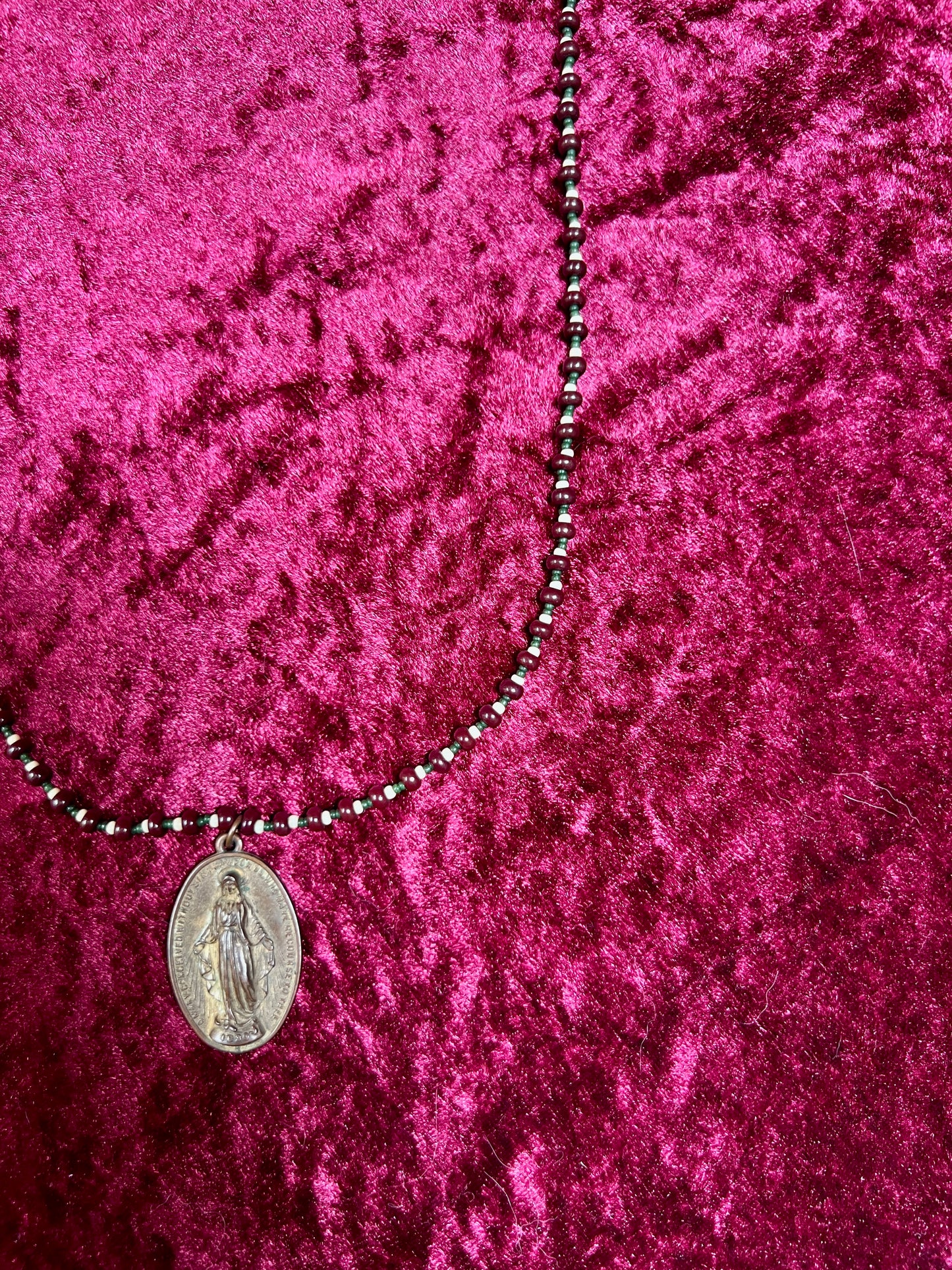 Vintage Metal Medallion Necklace – Miraculous Medal Beaded Rosary Style - 14"