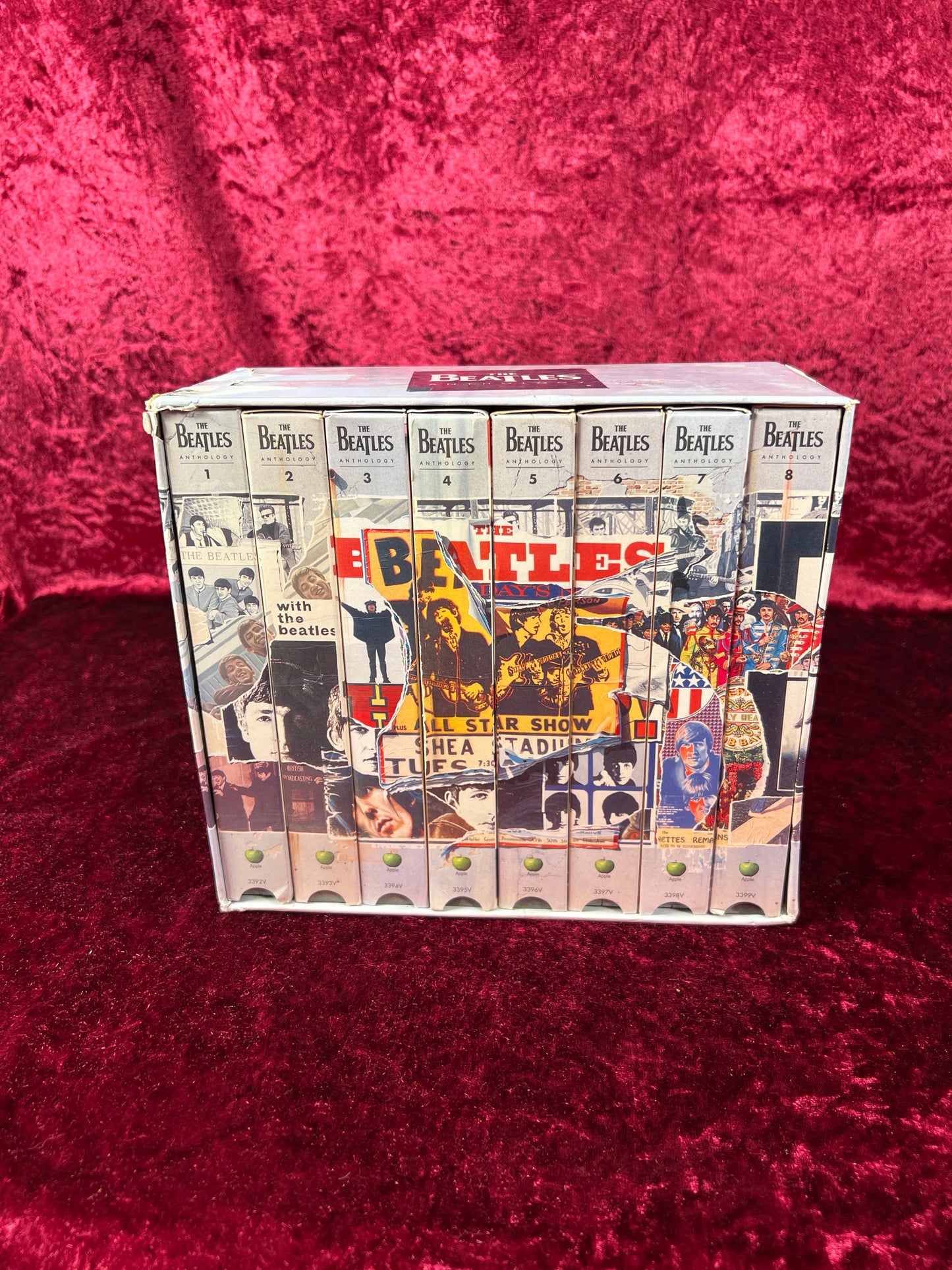 VHS Tape - 8-Tape Box Set - The Beatles Anthology - 1996