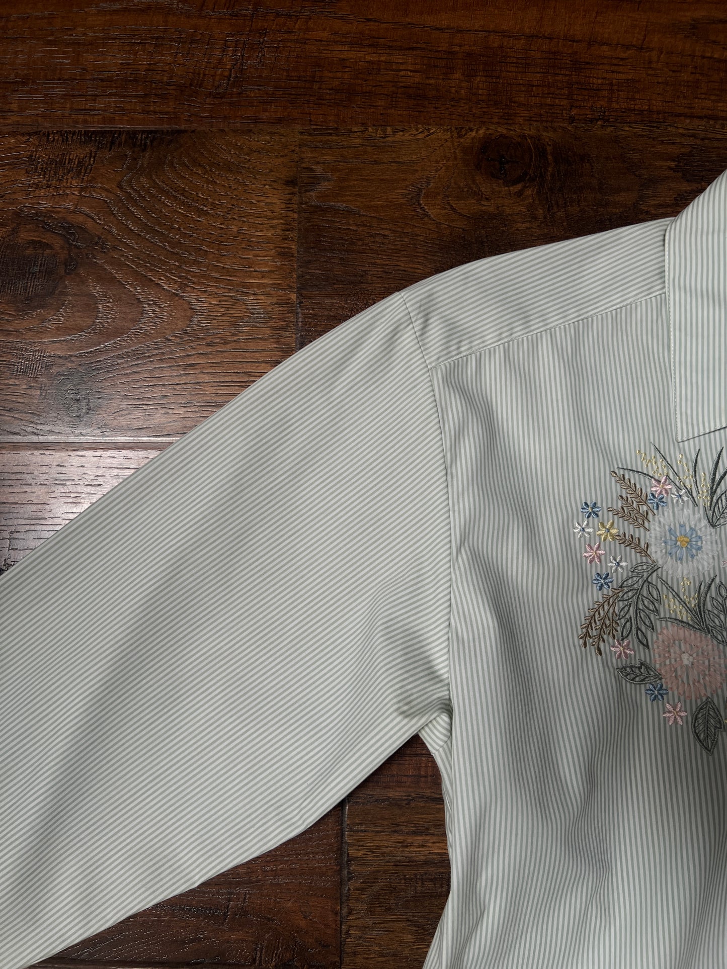 Vintage Koret Francisca Cotton Blend Blouse – Green Pinstripe Floral Embroidery – Medium