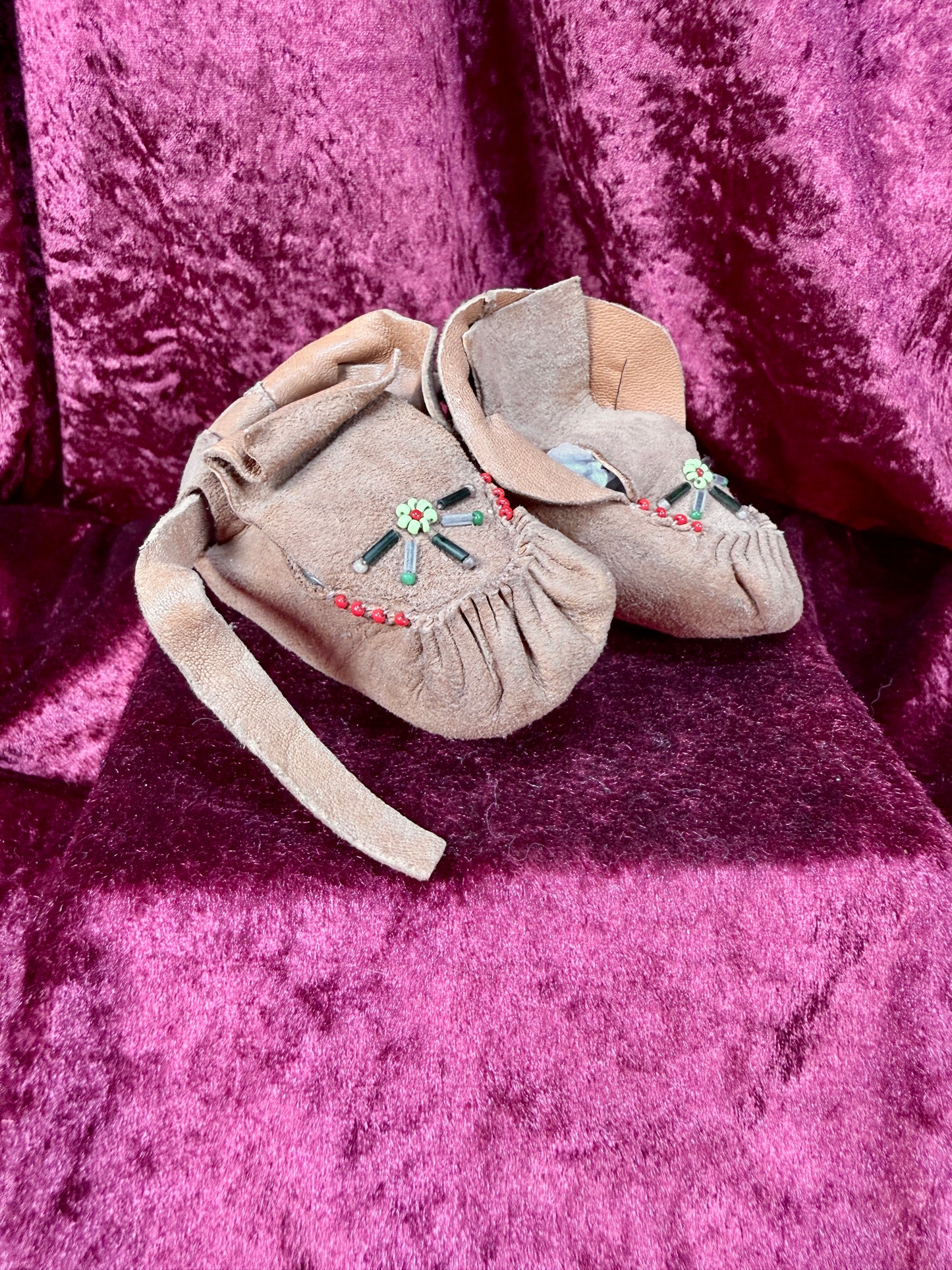 Vintage Leather Moccasins – Beaded Infant Shoes Native American Style