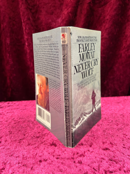 Vintage Paperback - Never Cry Wolf - Farley Mowat - 1983