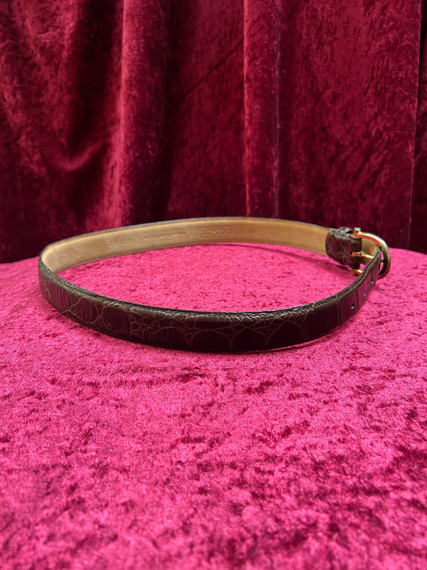 Vintage Genuine Italian Calfskin Belt – Brown Alligator Embossed with Brass Buckle -