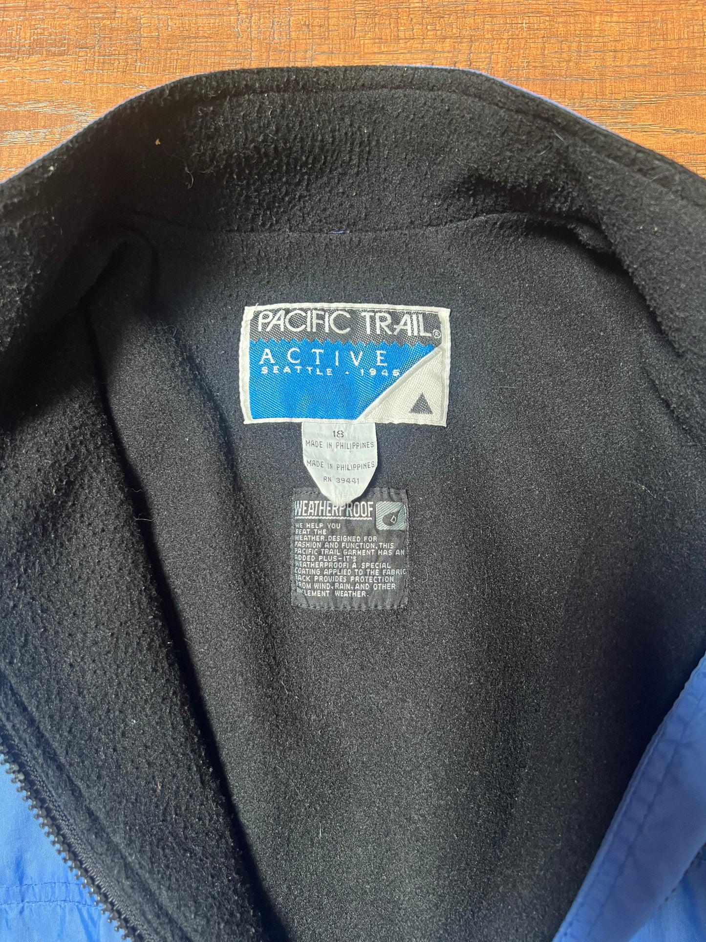 Vintage Clothing - Light Bomber Jacket - Blue - Pacific Trail - Medium