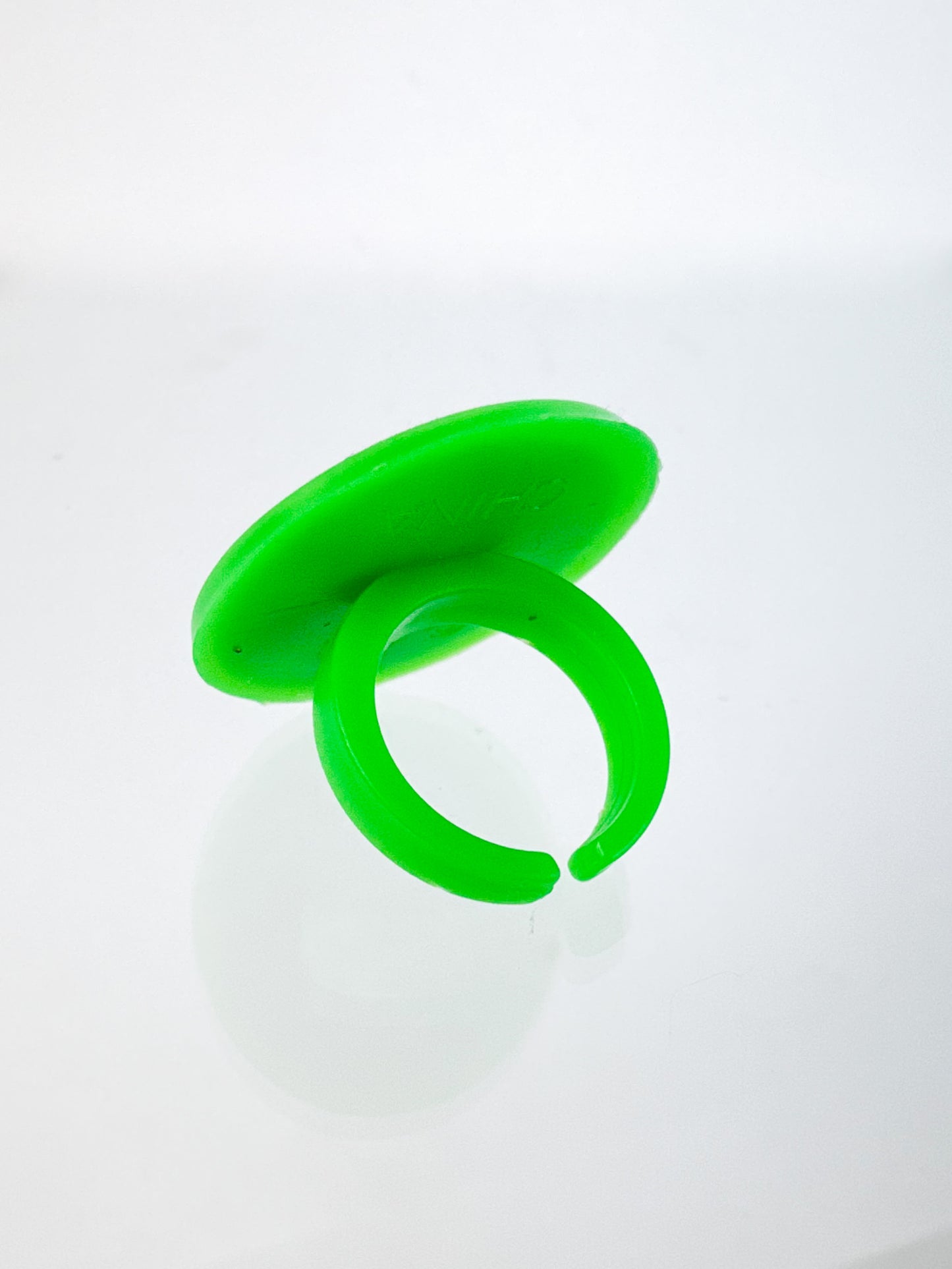 Vintage Ring - Y2k Lisa Frank Novelty Plastic Ring - Genie